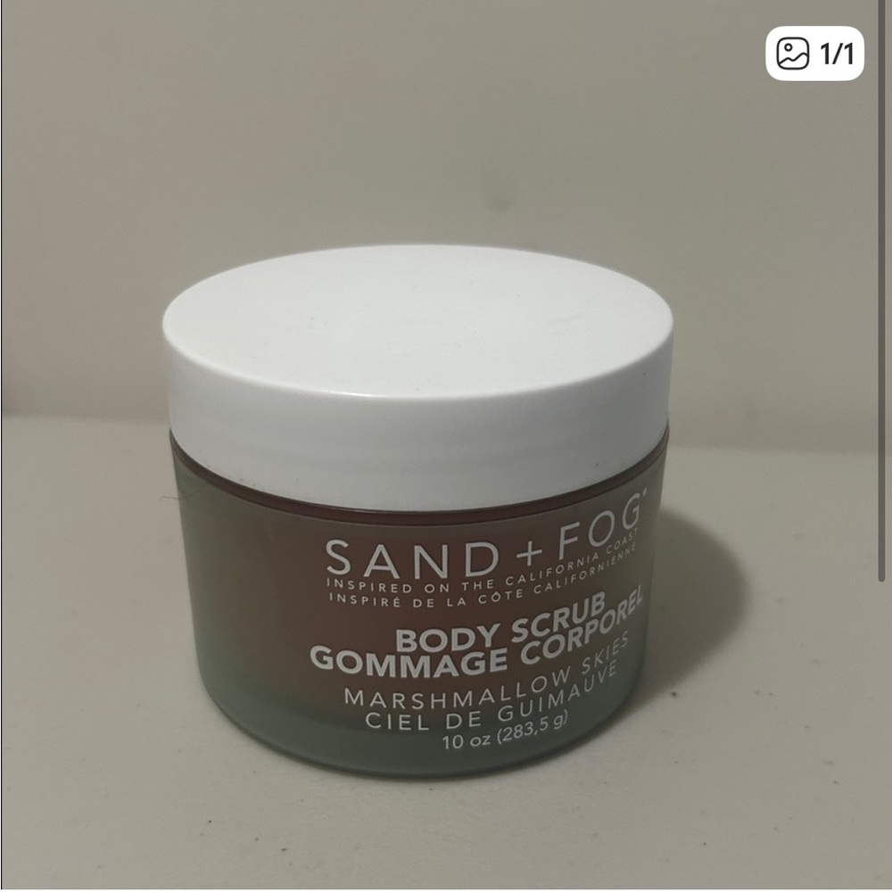 Marshmallow skies body scrub